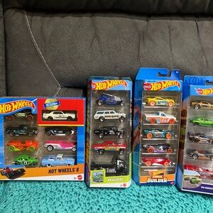 Hot wheels Cars/Track Builder/HW Gassers (23-total)